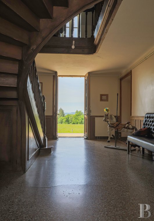 A 19th century chateau and surrounding park available for film projects in Saône-et-Loire, in the south of Morvan - photo  n°6
